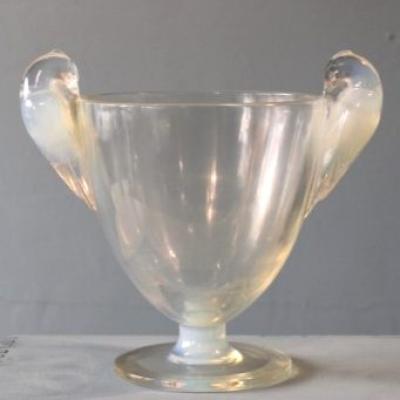 Estimation gratuite de vases, lampes, bijoux de René Lalique, vente aux enchères de bijoux et vases de René Lalique, expertise, valeur, cote, prix